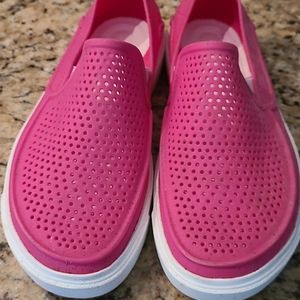 Kids crocs